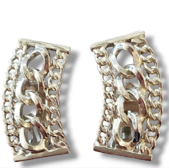 Vintage Sarah Coventry Clip On Earrings - Picture 1 of 10